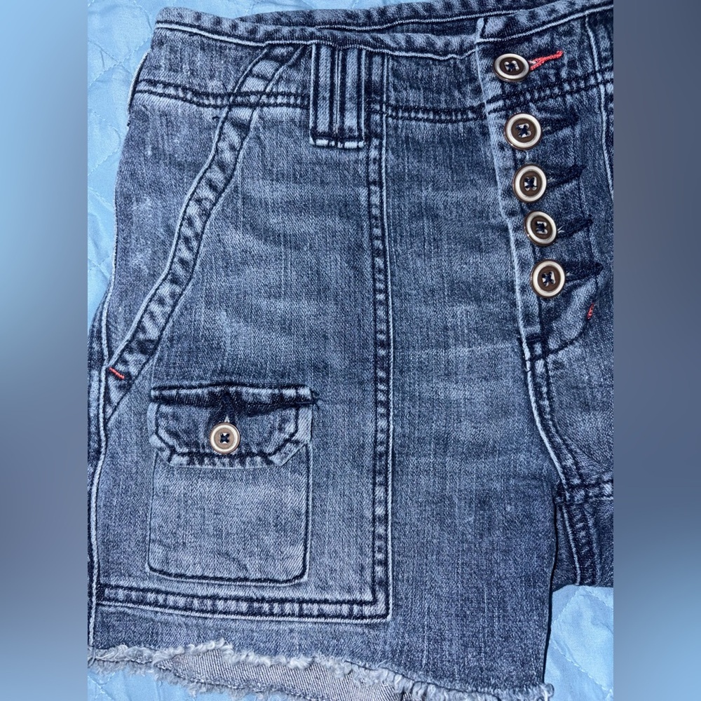 Anthropologie Pilcro The‎ Wanderer Blue Denim Frayed Hem Shorts Women’s Size 26 - Picture 10 of 14
